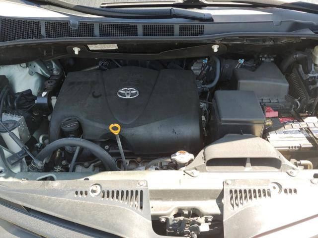 Photo 6 VIN: 5TDZZ3DC4JS901003 - TOYOTA SIENNA 