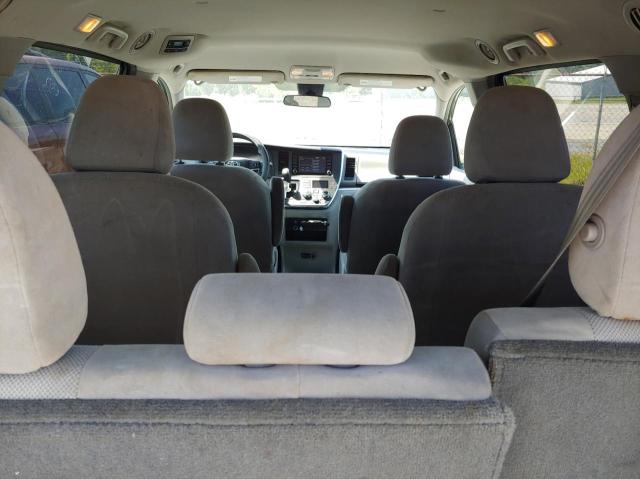 Photo 8 VIN: 5TDZZ3DC4JS901003 - TOYOTA SIENNA 