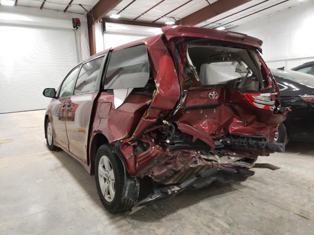 Photo 2 VIN: 5TDZZ3DC4JS939427 - TOYOTA SIENNA L 