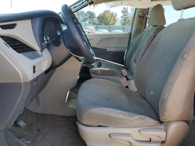 Photo 6 VIN: 5TDZZ3DC5HS776734 - TOYOTA SIENNA 