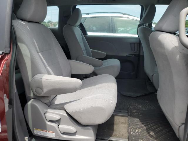 Photo 10 VIN: 5TDZZ3DC5HS834969 - TOYOTA SIENNA 