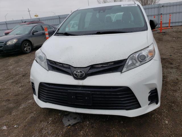 Photo 4 VIN: 5TDZZ3DC5JS930865 - TOYOTA SIENNA L 