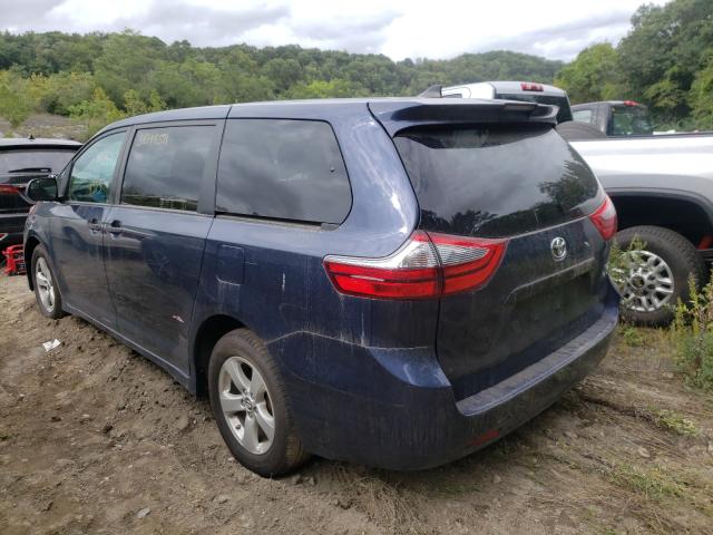 Photo 2 VIN: 5TDZZ3DC5LS022631 - TOYOTA SIENNA L 