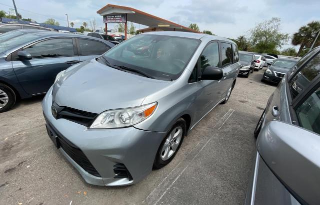 Photo 1 VIN: 5TDZZ3DC5LS030244 - TOYOTA SIENNA L 