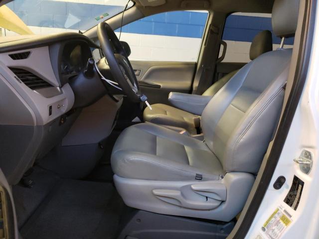 Photo 6 VIN: 5TDZZ3DC5LS036030 - TOYOTA SIENNA 