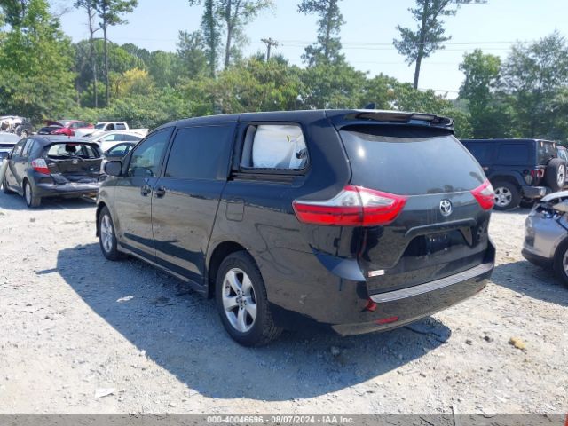 Photo 2 VIN: 5TDZZ3DC5LS052860 - TOYOTA SIENNA 