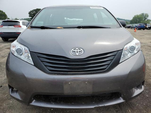 Photo 4 VIN: 5TDZZ3DC6HS776967 - TOYOTA SIENNA 