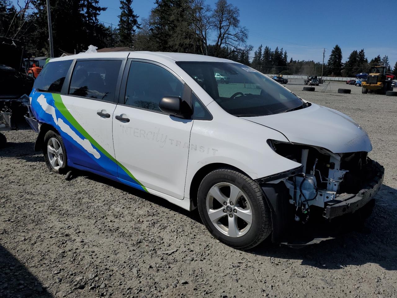 Photo 3 VIN: 5TDZZ3DC6JS938120 - TOYOTA SIENNA 