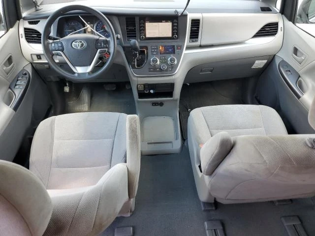 Photo 7 VIN: 5TDZZ3DC6LS029961 - TOYOTA SIENNA L 