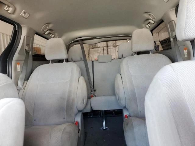 Photo 9 VIN: 5TDZZ3DC6LS029961 - TOYOTA SIENNA L 