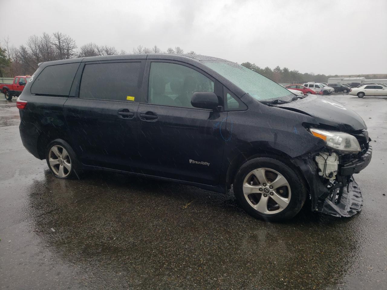 Photo 3 VIN: 5TDZZ3DC6LS068422 - TOYOTA SIENNA 