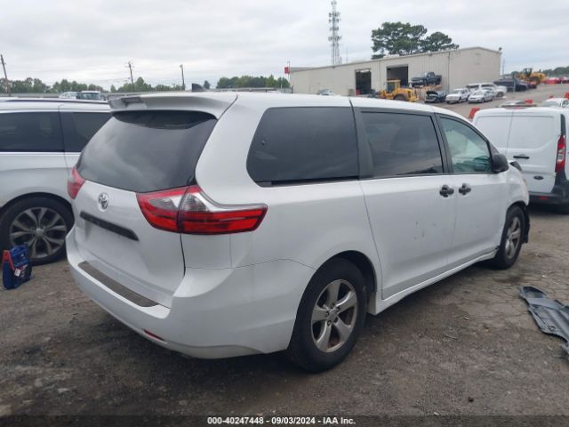 Photo 3 VIN: 5TDZZ3DC7LS032058 - TOYOTA SIENNA 