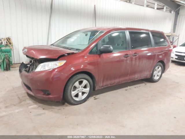 Photo 1 VIN: 5TDZZ3DC8HS798145 - TOYOTA SIENNA 