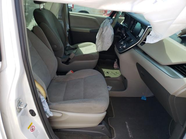 Photo 4 VIN: 5TDZZ3DC8JS901733 - TOYOTA SIENNA L 