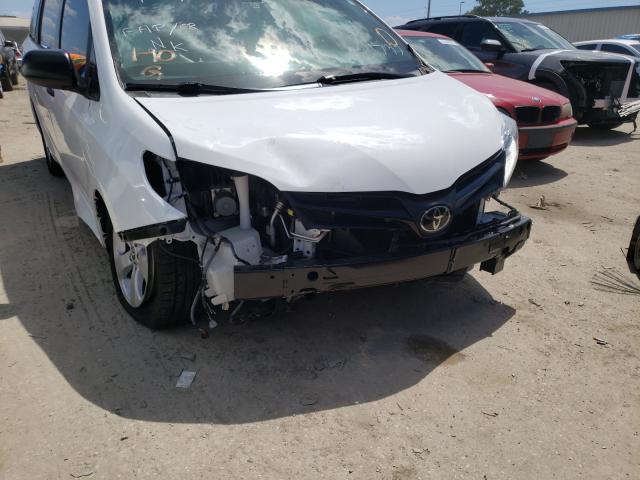 Photo 8 VIN: 5TDZZ3DC8JS901733 - TOYOTA SIENNA L 