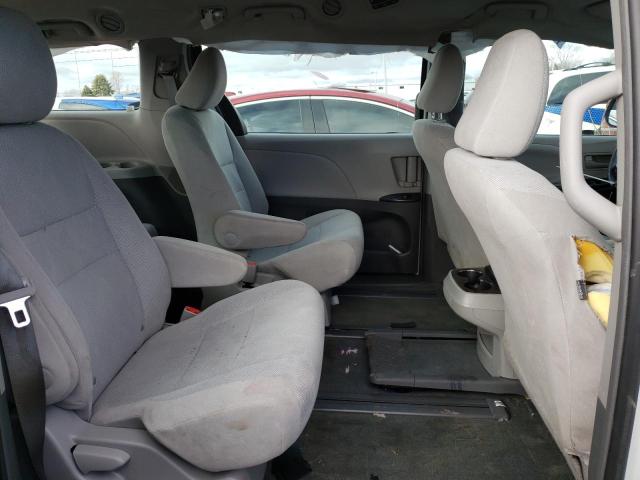 Photo 10 VIN: 5TDZZ3DC9HS878425 - TOYOTA SIENNA 