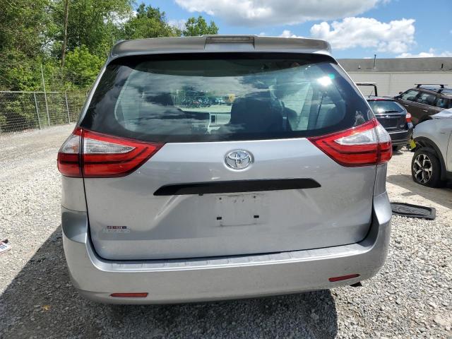 Photo 5 VIN: 5TDZZ3DC9JS933848 - TOYOTA SIENNA 