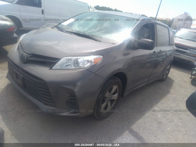 Photo 1 VIN: 5TDZZ3DC9JS944669 - TOYOTA SIENNA 