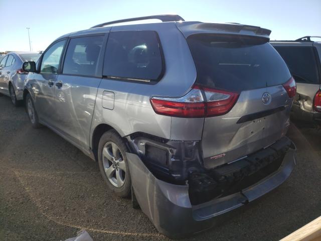 Photo 2 VIN: 5TDZZ3DC9JS948561 - TOYOTA SIENNA L 