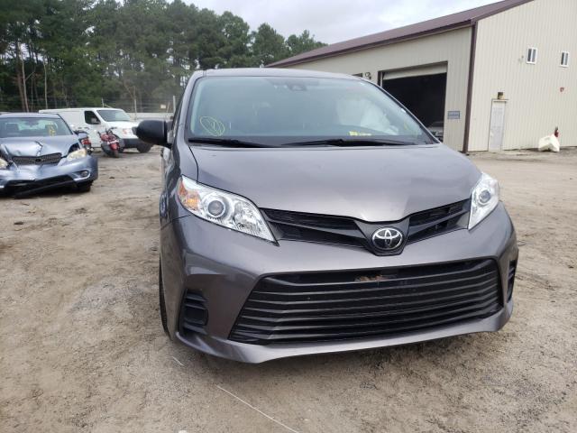 Photo 8 VIN: 5TDZZ3DC9KS966415 - TOYOTA SIENNA 