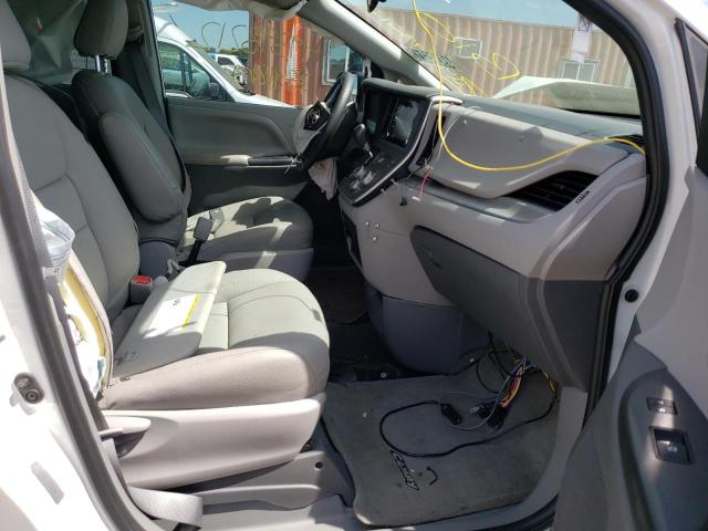 Photo 4 VIN: 5TDZZ3DC9LS083559 - TOYOTA SIENNA L 