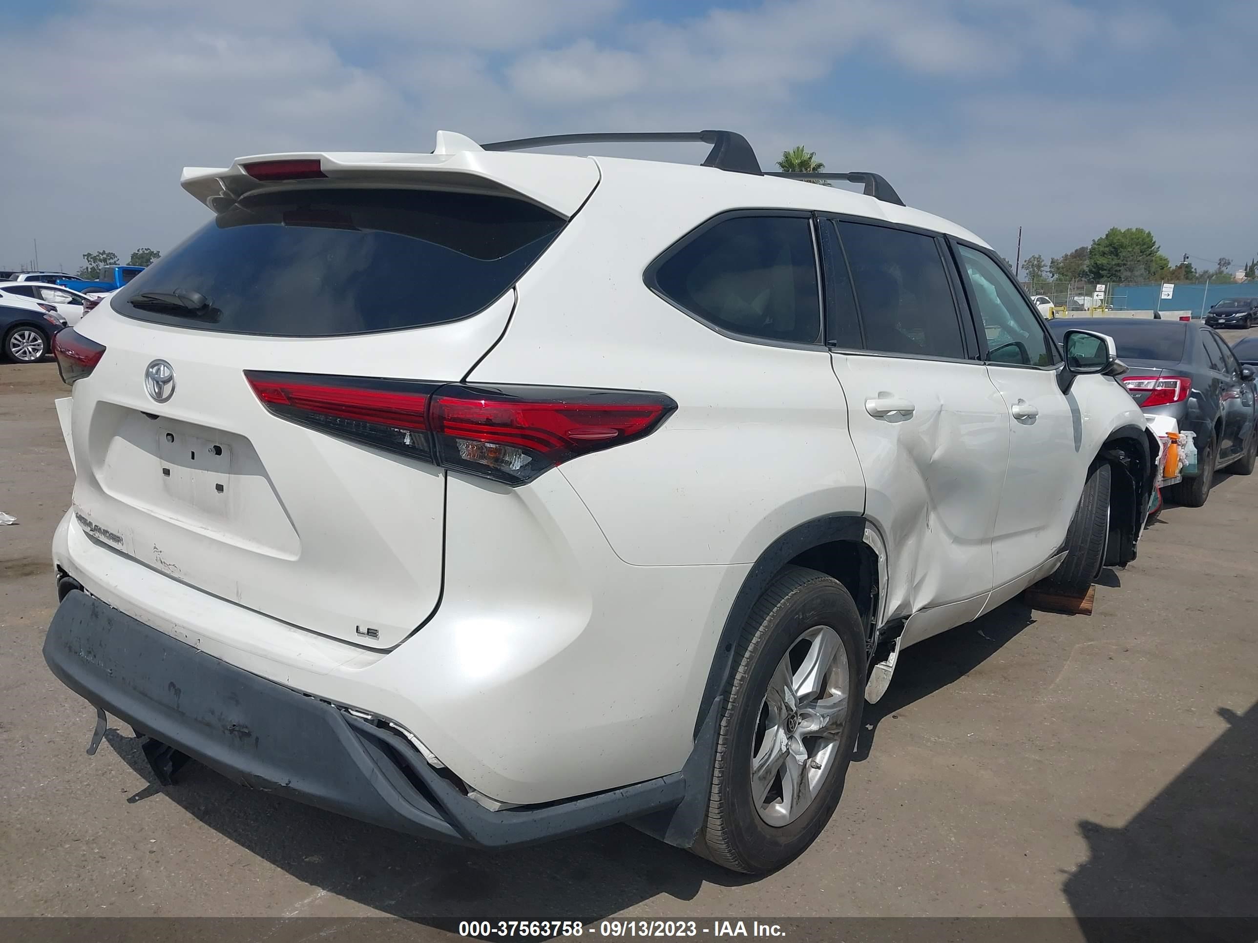 Photo 3 VIN: 5TDZZRAH0MS055640 - TOYOTA HIGHLANDER 