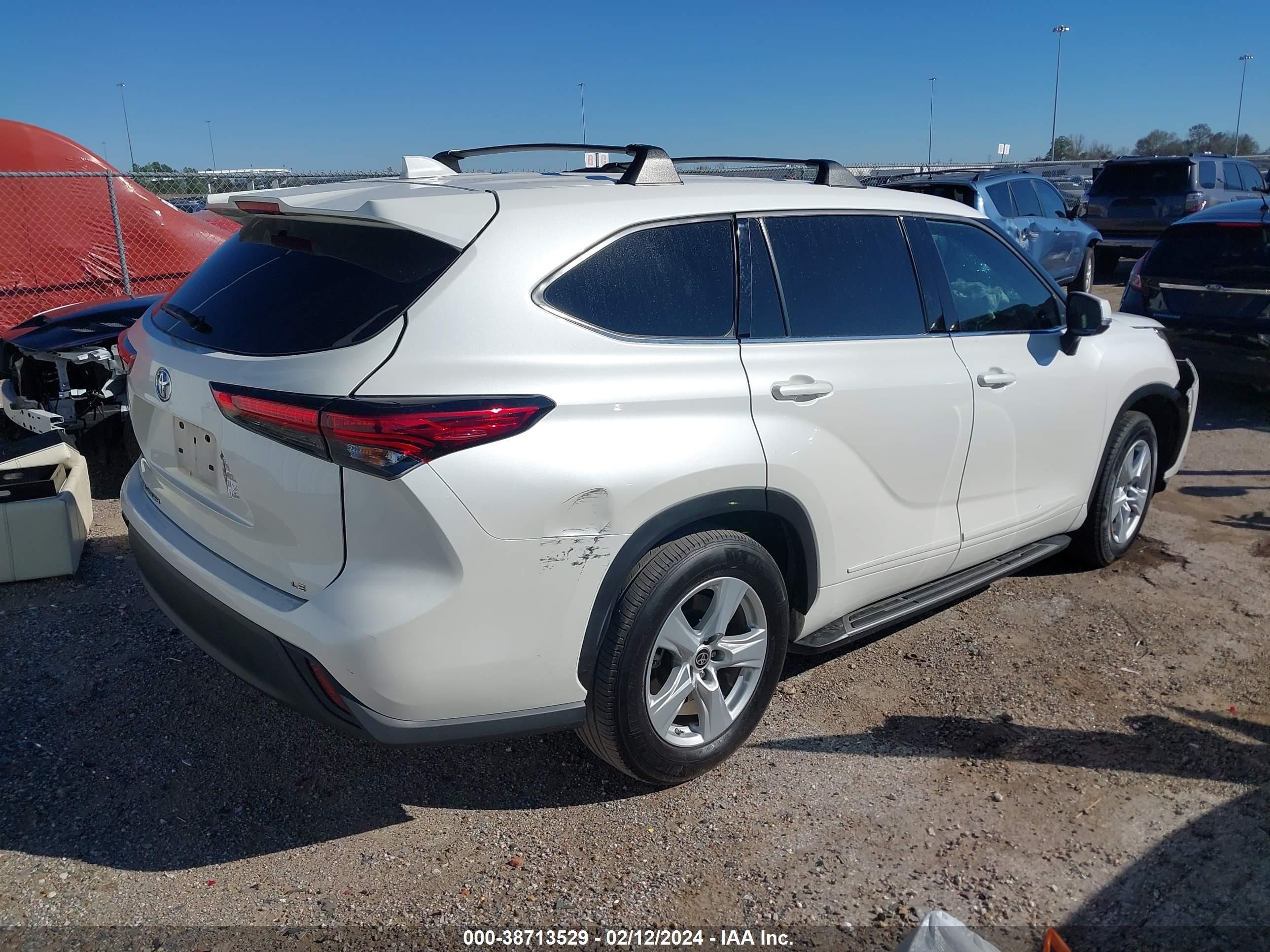 Photo 3 VIN: 5TDZZRAH9MS523977 - TOYOTA HIGHLANDER 