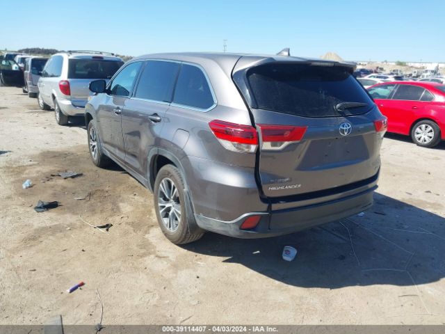 Photo 2 VIN: 5TDZZRFH0JS251047 - TOYOTA HIGHLANDER 