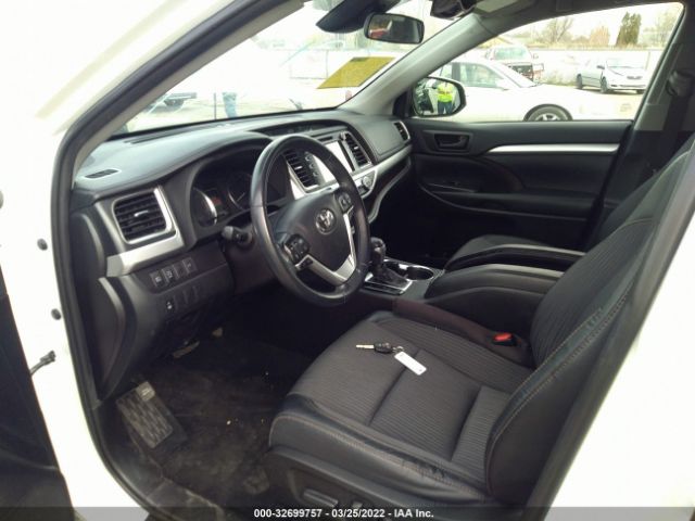 Photo 4 VIN: 5TDZZRFH0KS294014 - TOYOTA HIGHLANDER 