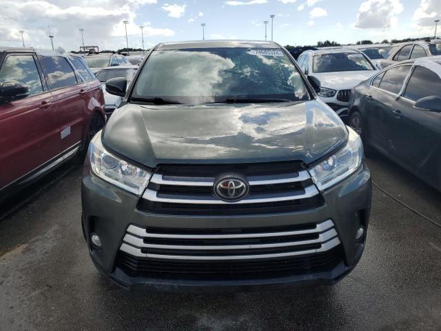 Photo 4 VIN: 5TDZZRFH1JS252482 - TOYOTA HIGHLANDER 