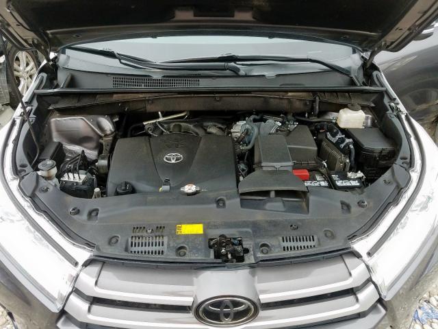 Photo 6 VIN: 5TDZZRFH2JS244651 - TOYOTA HIGHLANDER 