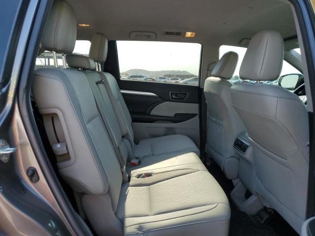 Photo 9 VIN: 5TDZZRFH2JS246738 - TOYOTA HIGHLANDER 