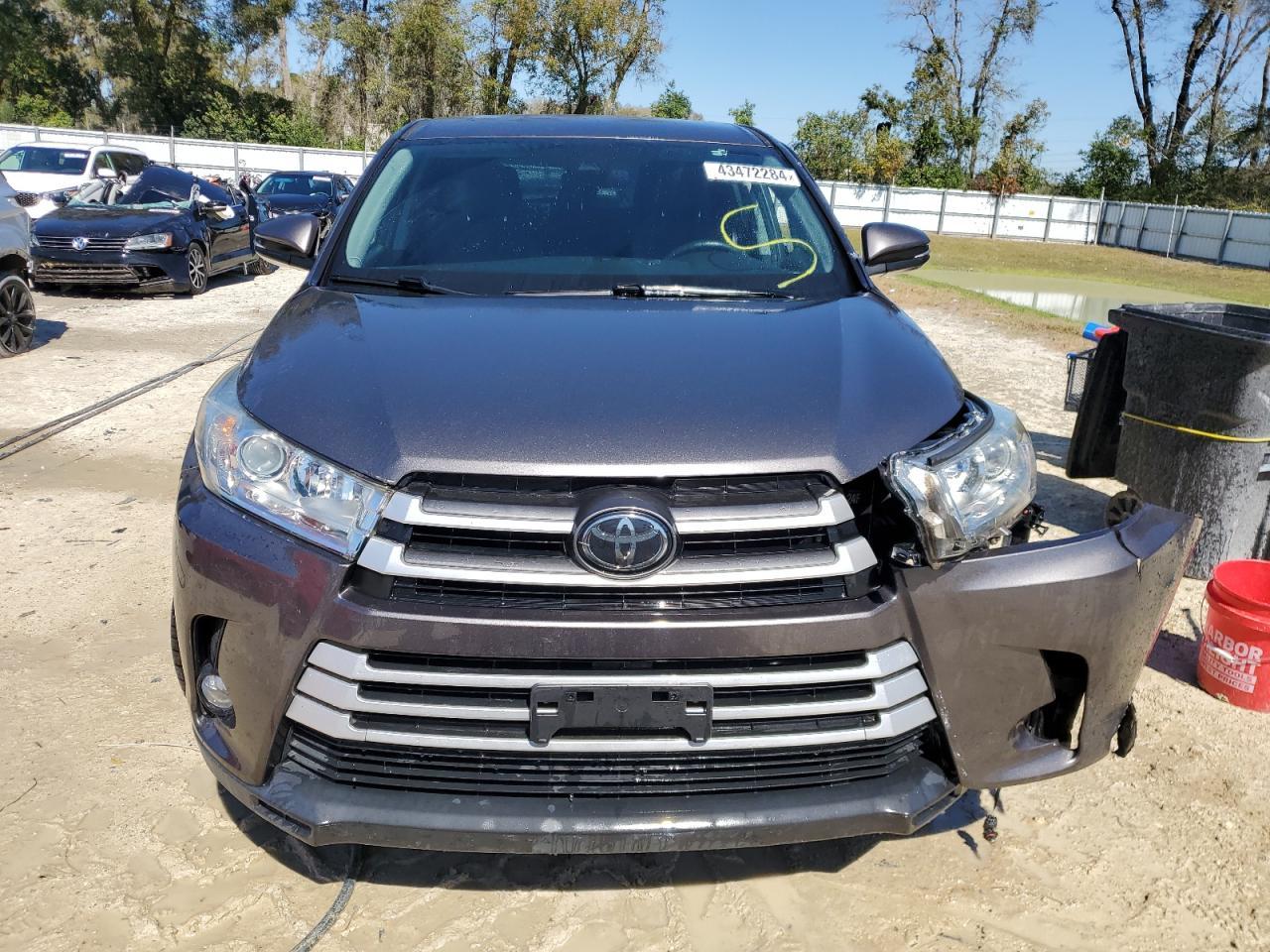 Photo 5 VIN: 5TDZZRFH3HS208946 - TOYOTA HIGHLANDER 