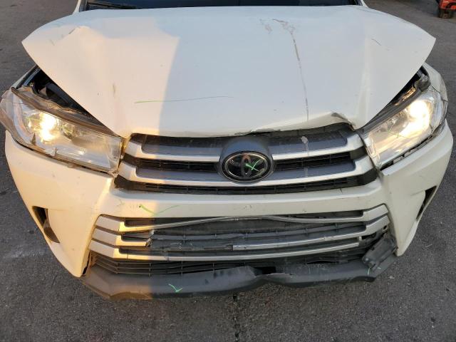 Photo 11 VIN: 5TDZZRFH3JS266304 - TOYOTA HIGHLANDER 