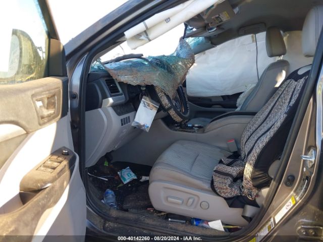 Photo 4 VIN: 5TDZZRFH4HS234665 - TOYOTA HIGHLANDER 