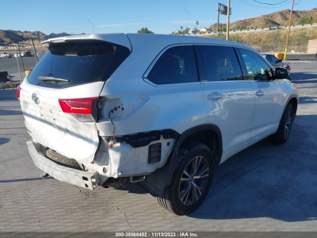 Photo 3 VIN: 5TDZZRFH5JS241808 - TOYOTA HIGHLANDER 