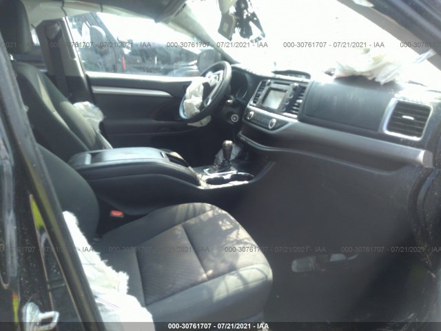 Photo 4 VIN: 5TDZZRFH5JS252095 - TOYOTA HIGHLANDER 