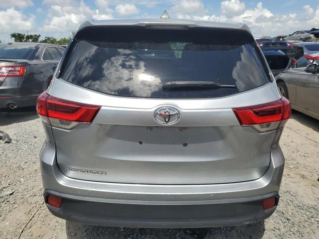 Photo 5 VIN: 5TDZZRFH5JS272606 - TOYOTA HIGHLANDER 