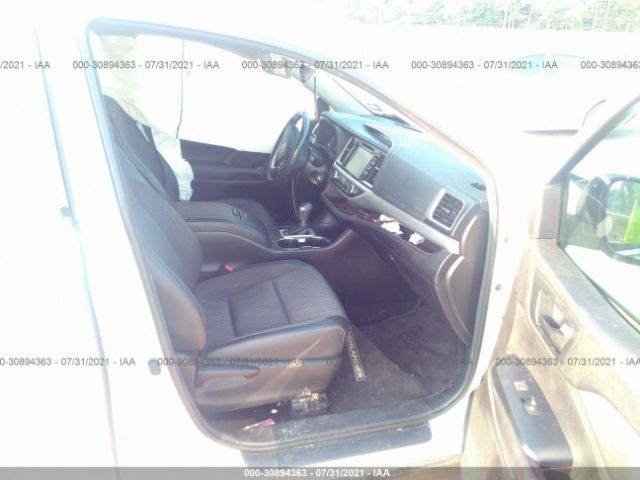 Photo 4 VIN: 5TDZZRFH6HS216653 - TOYOTA HIGHLANDER 