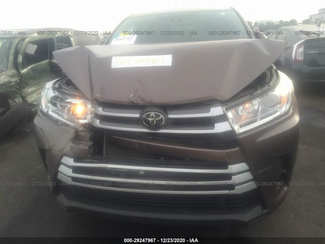 Photo 5 VIN: 5TDZZRFH6JS249643 - TOYOTA HIGHLANDER 