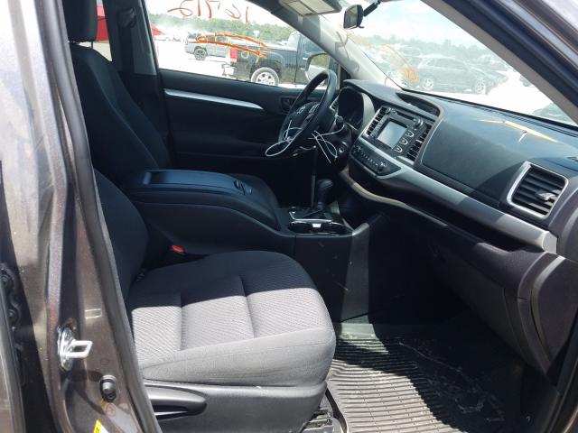 Photo 4 VIN: 5TDZZRFH6JS288281 - TOYOTA HIGHLANDER 