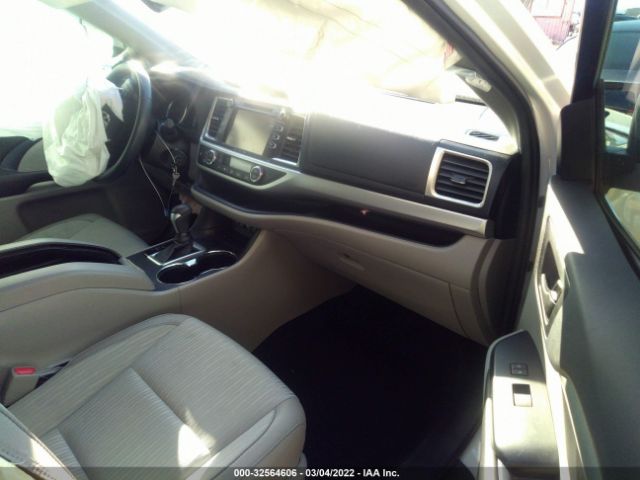 Photo 4 VIN: 5TDZZRFH7KS349431 - TOYOTA HIGHLANDER 