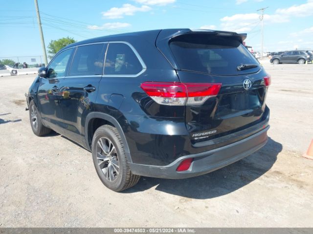 Photo 2 VIN: 5TDZZRFH9JS244601 - TOYOTA HIGHLANDER 