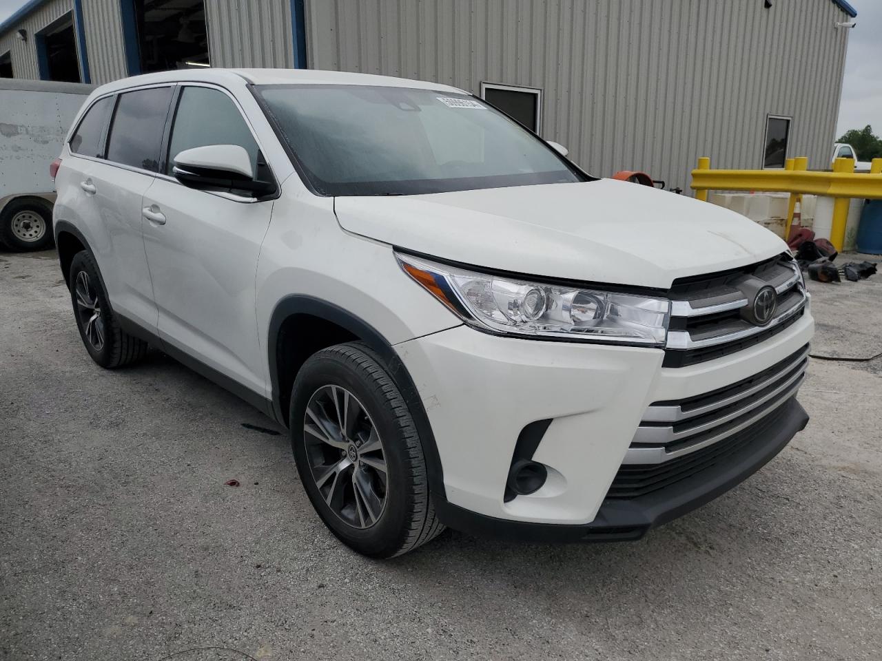 Photo 3 VIN: 5TDZZRFH9KS303163 - TOYOTA HIGHLANDER 