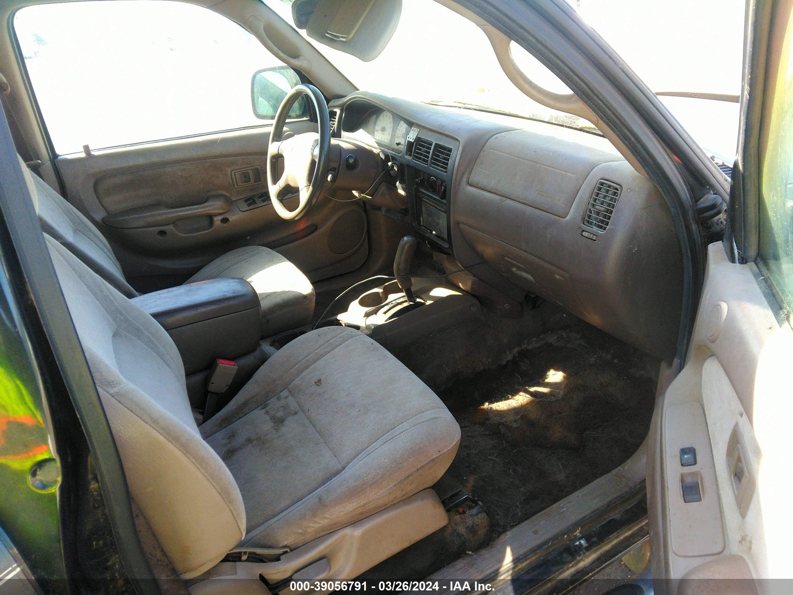 Photo 4 VIN: 5TEGN92N02Z009636 - TOYOTA TACOMA 