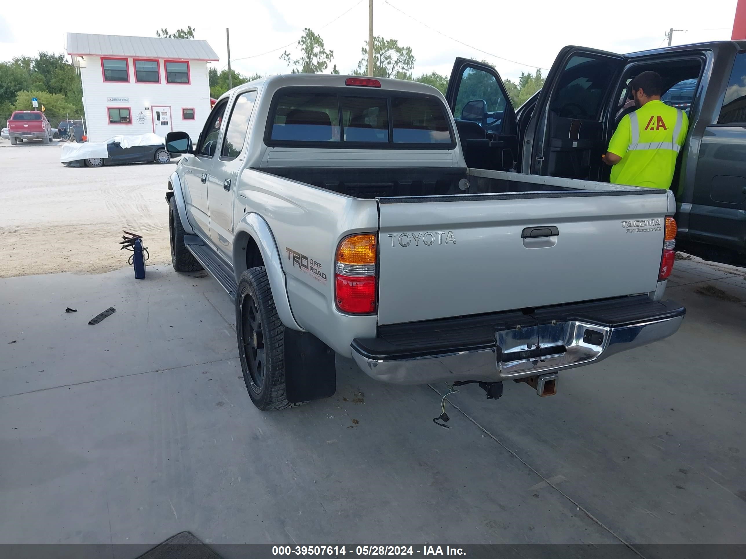 Photo 2 VIN: 5TEGN92N03Z217405 - TOYOTA TACOMA 