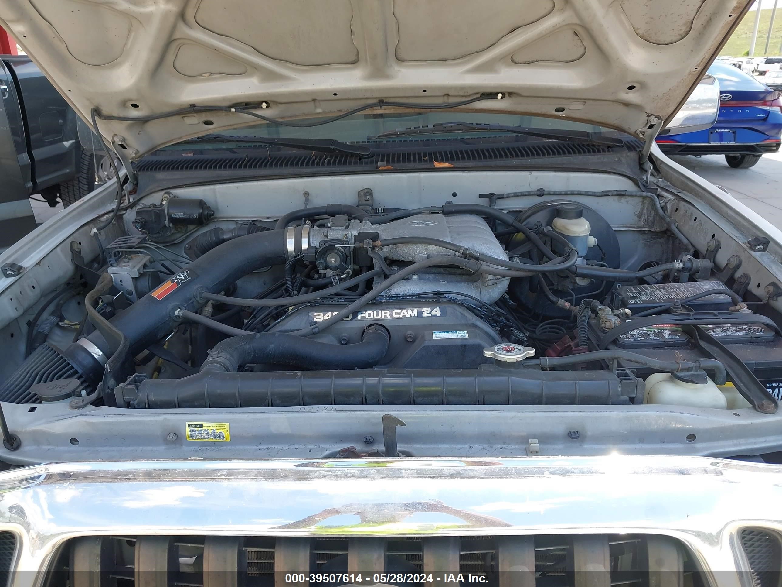 Photo 9 VIN: 5TEGN92N03Z217405 - TOYOTA TACOMA 