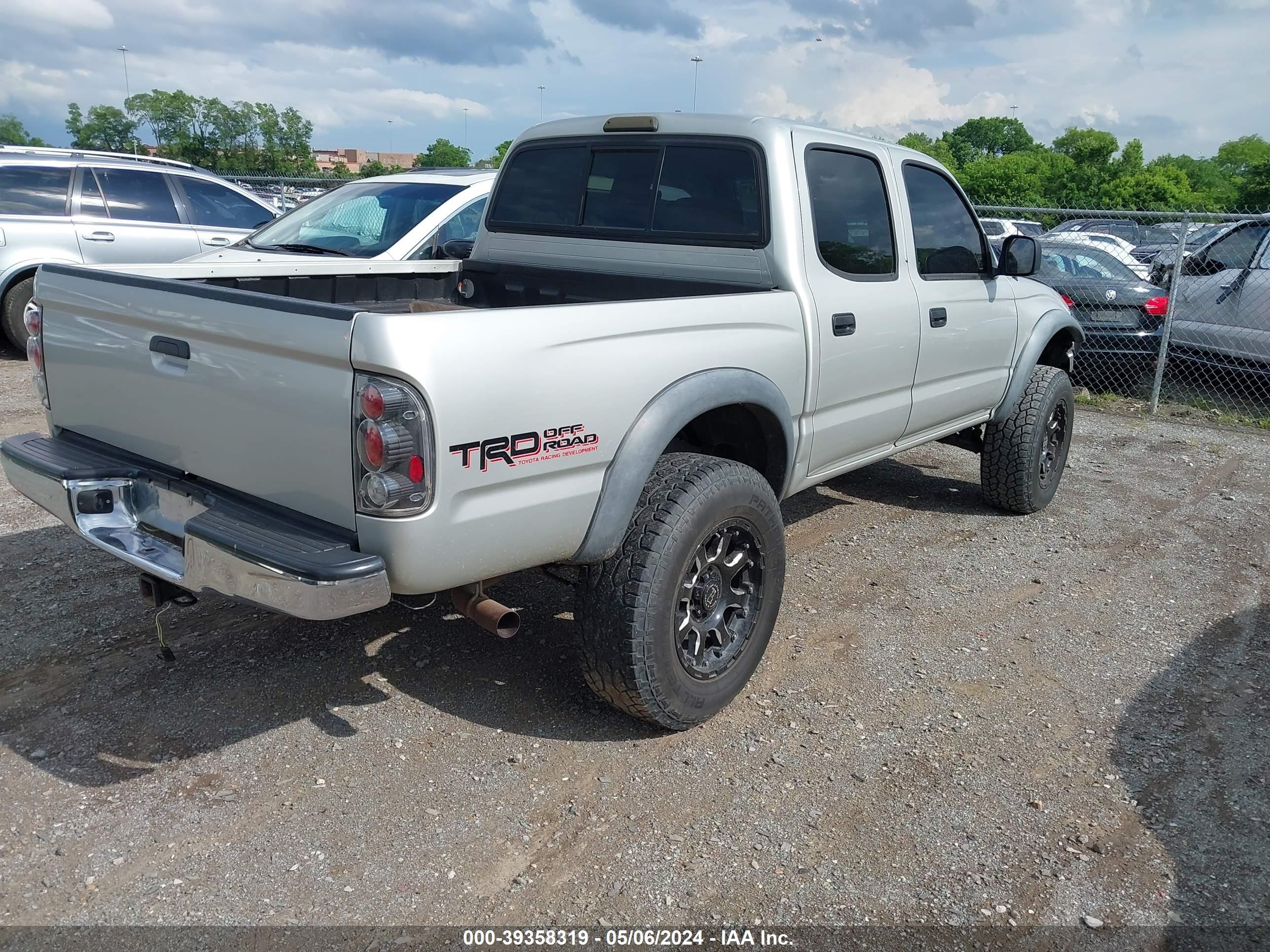 Photo 3 VIN: 5TEGN92N24Z465625 - TOYOTA TACOMA 