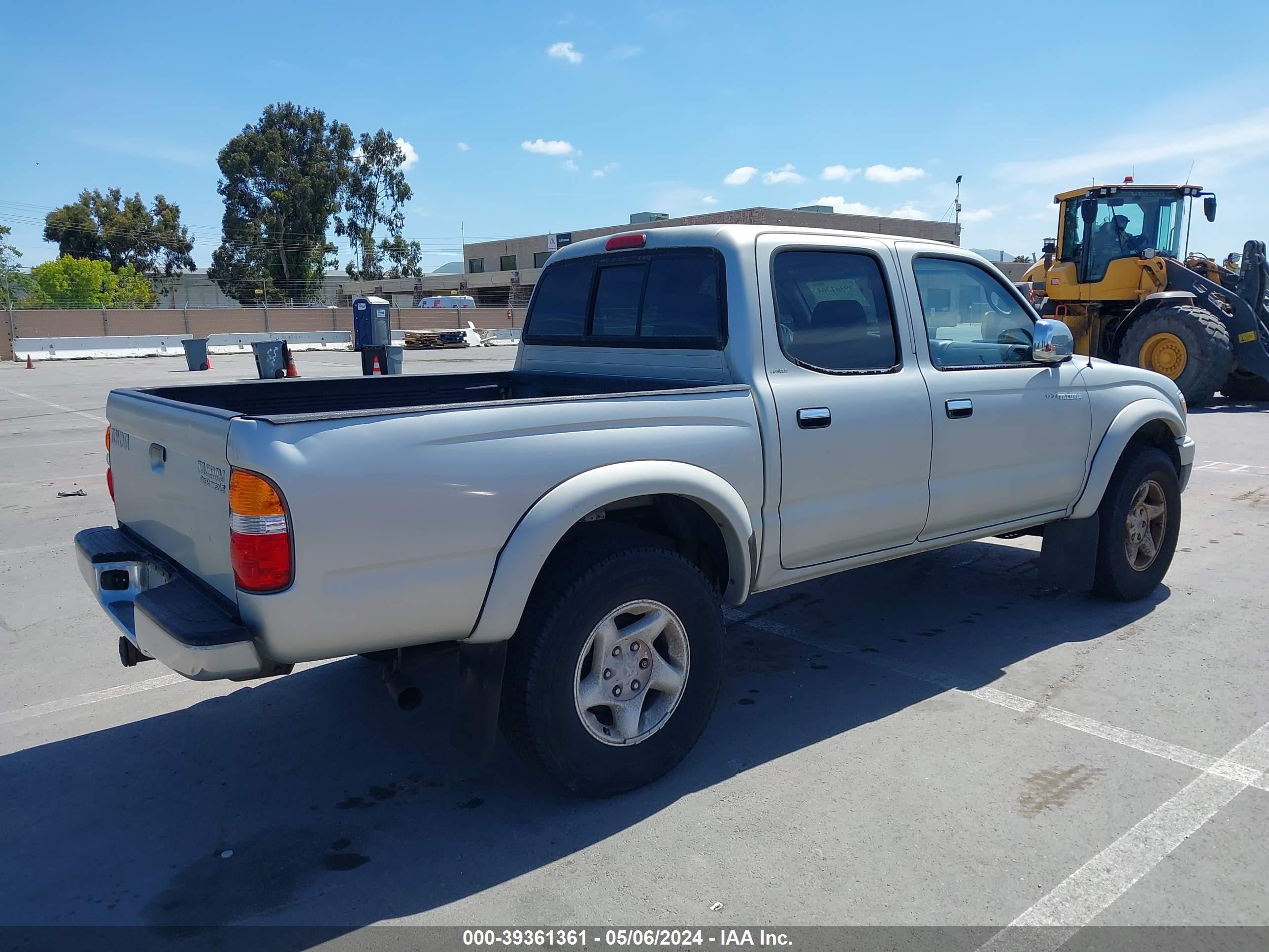 Photo 3 VIN: 5TEGN92N41Z735689 - TOYOTA TACOMA 