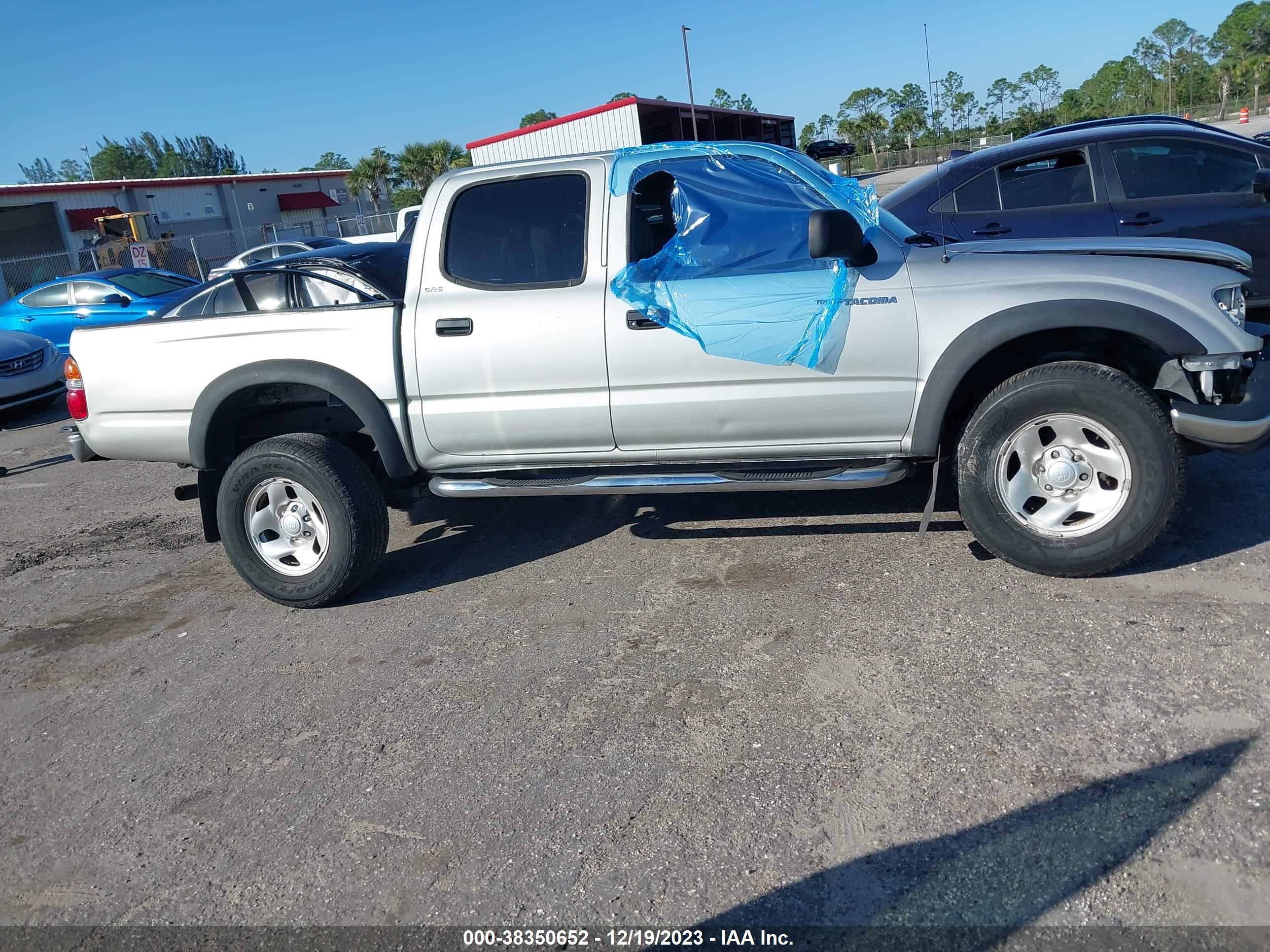 Photo 12 VIN: 5TEGN92N64Z411762 - TOYOTA TACOMA 